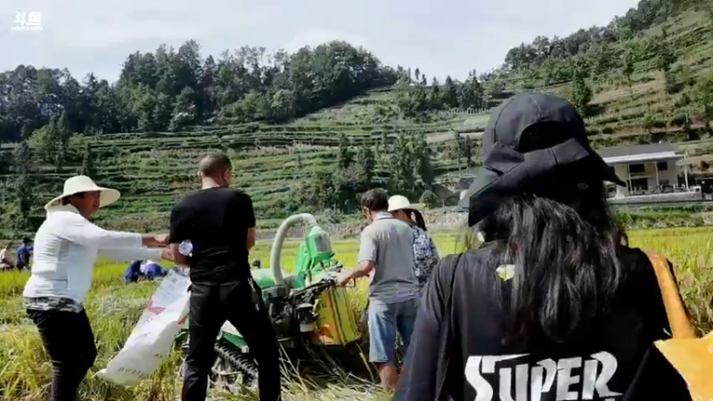 【2021-09-23 10点场】青春湖北：“青春为家乡代言”秭归专场直播宣传活动