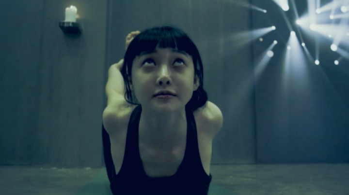 史上最激烈的瑜伽动作，骨头断裂，口吐三斤鲜血！韩国恐怖电影《瑜伽学院》