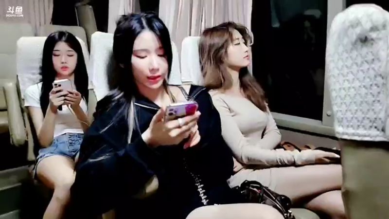 【2021-09-24 19点场】洪湖小肖：迎接《运动会》嘉宾