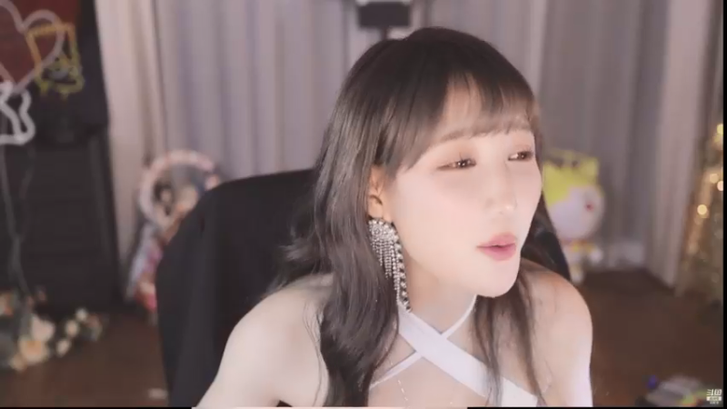 【2021-09-21 00点场】Minana呀：是你喜欢的甜味辣妹吗~~~~