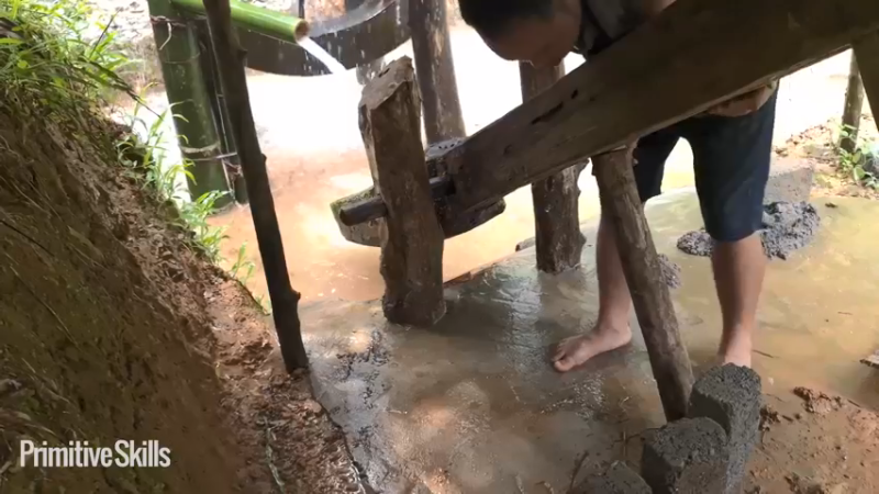 3基地B124卫生间自来水系统(13)山野基地】《如果你一无所有 进入单人我的世界，自由荒野 离网乐园 全手工制作耕种 快乐野外生活》