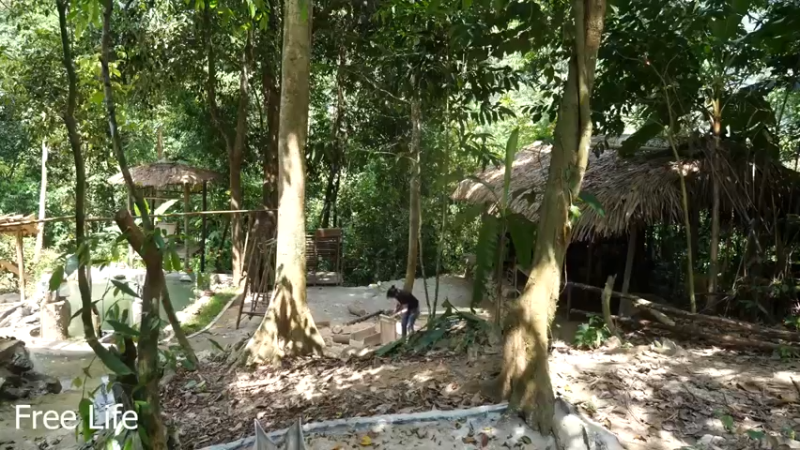 野外觅桃源W33制作宝箱存储箱16#妹子独自深入荒野隐居，建设世外桃源