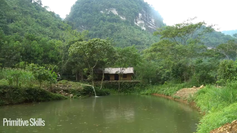 3基地b123需要稳定的动力发电？(1)山野基地】《如果你一无所有 进入单人我的世界，自由荒野 离网乐园 全手工制作耕种 快乐野外生活》