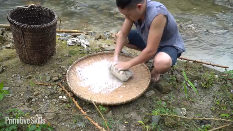 3基地B124卫生间自来水系统(26)山野基地】《如果你一无所有 进入单人我的世界，自由荒野 离网乐园 全手工制作耕种 快乐野外生活》