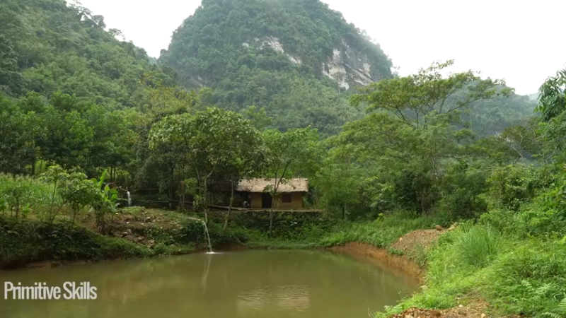 3基地b122需要游泳池(18)山野基地】《如果你一无所有 进入单人我的世界，自由荒野 离网乐园 全手工制作耕种 快乐野外生活》