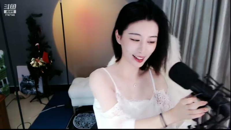 【2021-09-25 19点场】青台miss：做人呐 开心最重要
