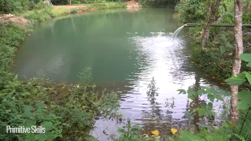 3基地B125平民草鞋王(15)山野基地】《如果你一无所有 进入单人我的世界，自由荒野 离网乐园 全手工制作耕种 快乐野外生活》