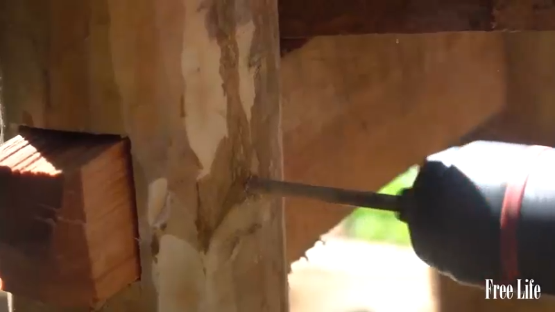 最新大更W40制作公园椅15#妹子独自深入荒野隐居，建设世外桃源