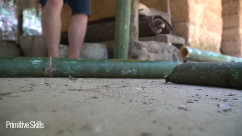 3基地B125平民草鞋王(12)山野基地】《如果你一无所有 进入单人我的世界，自由荒野 离网乐园 全手工制作耕种 快乐野外生活》