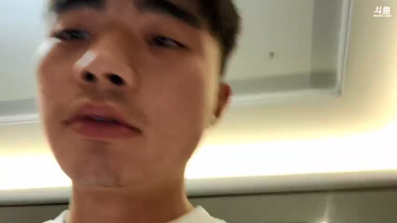 【2021-09-27 18点场】逐梦兄弟：27日，下午到三亚