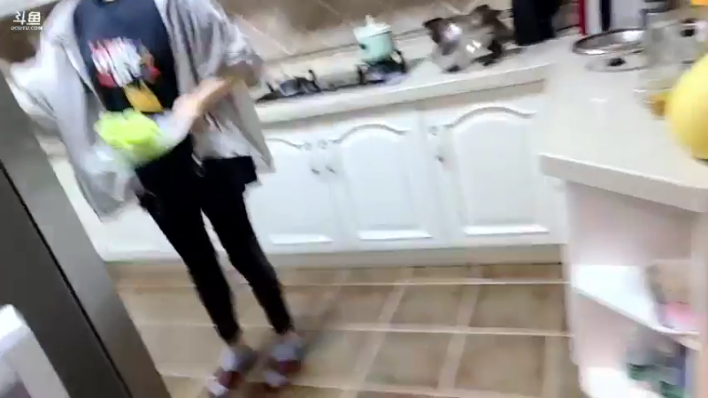 【2021-09-26 23点场】骆歆冲冲冲：骆歆：路上