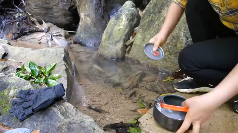 更新1季第一次离家入山(4)深入荒野隐居修仙,建设世外桃源投个币吧