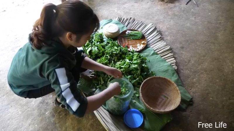 更新 制作厨具传统泡菜(25)深入荒野隐居修仙,建设世外桃源投个币吧