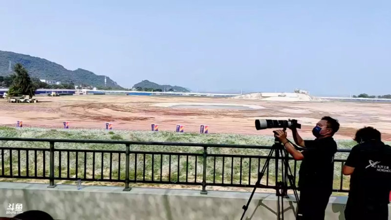 【2021-09-28 14点场】军武直播：下午两点半，地面装备动态展！
