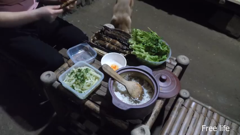 更新 餐桌(28)深入荒野隐居修仙,建设世外桃源投个币吧