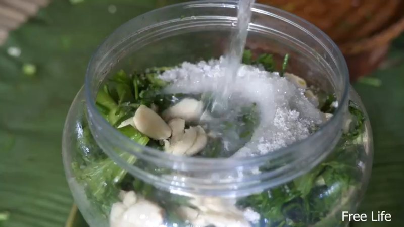 更新 制作厨具传统泡菜(26)深入荒野隐居修仙,建设世外桃源投个币吧