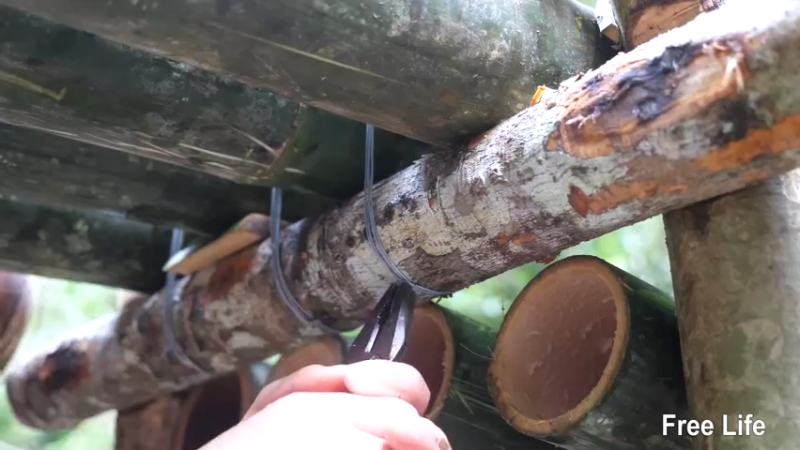 更新制作过小溪的木桥(17)深入荒野隐居修仙,建设世外桃源投个币吧