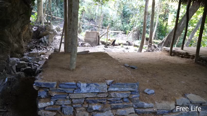 更新 我在深山建厨房(4)深入荒野隐居修仙,建设世外桃源投个币吧