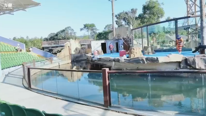 【2021-09-26 16点场】胡嘉一：胡嘉一 动物园游记