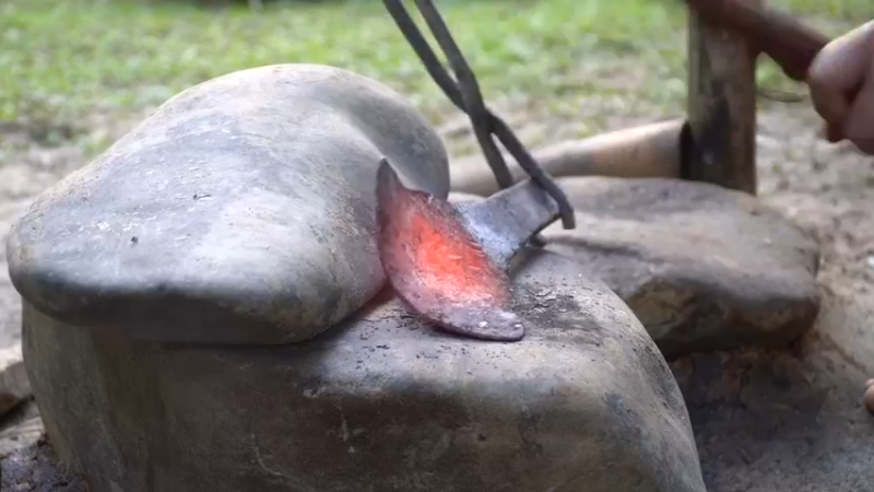 真人我的世界-空手发展-单人炼铁X6(9)节选如果你一无所有，进入山野