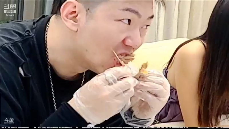 【2021-10-01 22点场】赛文柒Seven：家里有事小强代播