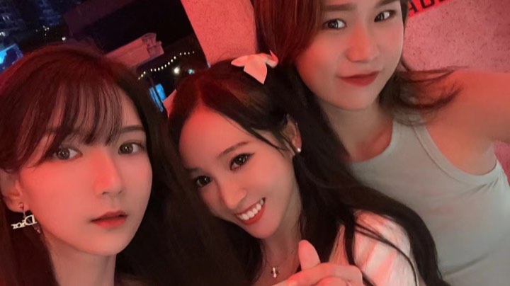 三个妹妹就是好玩