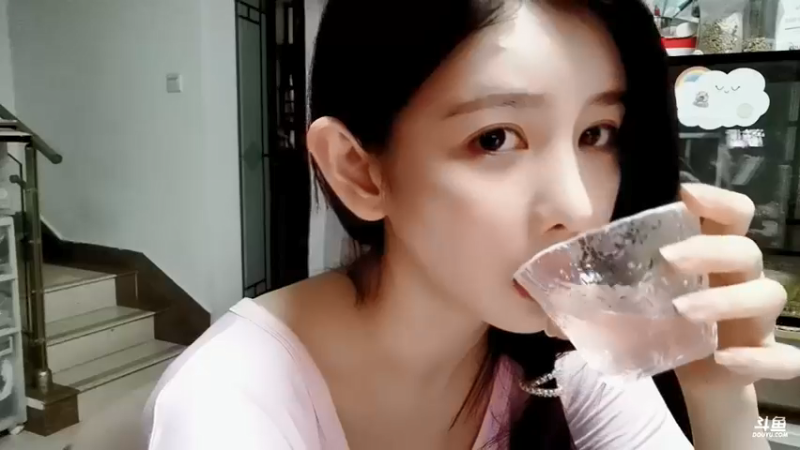 【2021-10-03 17点场】晒网的慧儿呀：星期天是动物园呀～