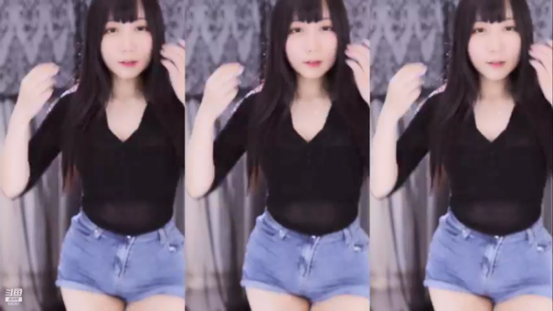 【嘿一只小河马 舞蹈】10-03 20:47