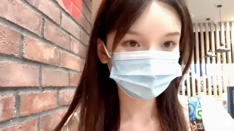 【2021-10-05 19点场】赵小臭：凑凑：到南京了