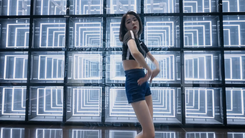 我在斗鱼看沫沫同学丶直播舞蹈