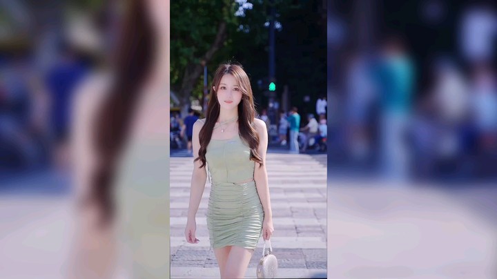 好迷人的美女小姐姐，好喜欢啊