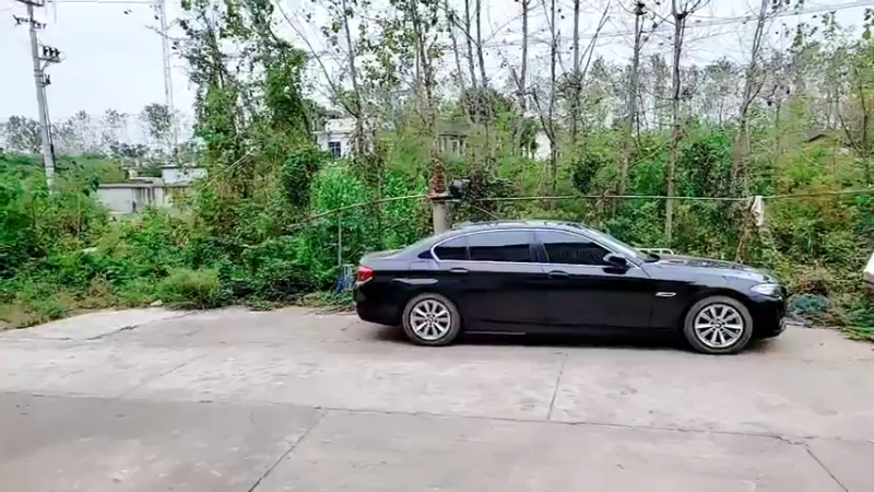 【2021-10-07 11点场】洪湖小肖：小强哥绝活  钓鳝鱼 447507