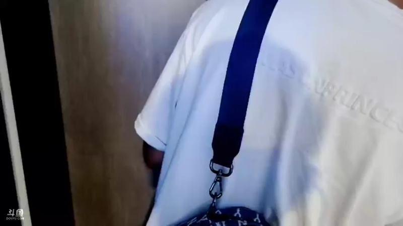 【2021-10-07 18点场】逐梦兄弟：在南宁休整一下