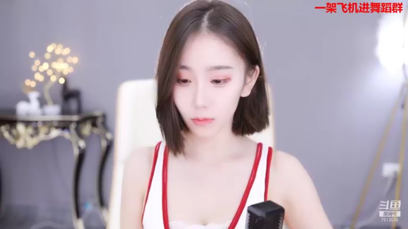 【2021-10-06 21点场】熊小怡呀：本人比封面好看！不是录播！