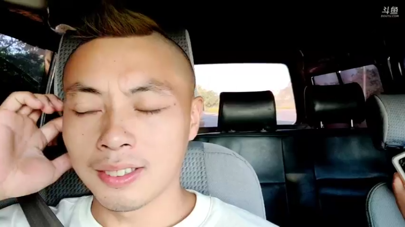 【2021-10-07 17点场】逐梦兄弟：在南宁休整一下