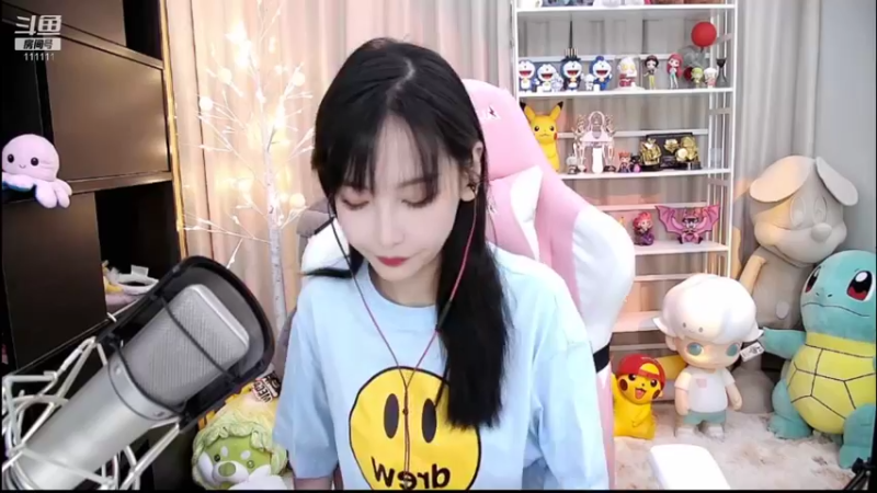 【2021-10-08 16点场】叶知秋Vanessa：叶知秋：嘿嘿嘿嘿