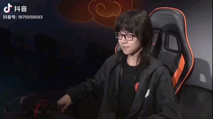 xh丶小豪,xh丶小豪吧,斗鱼鱼吧,鱼吧社区