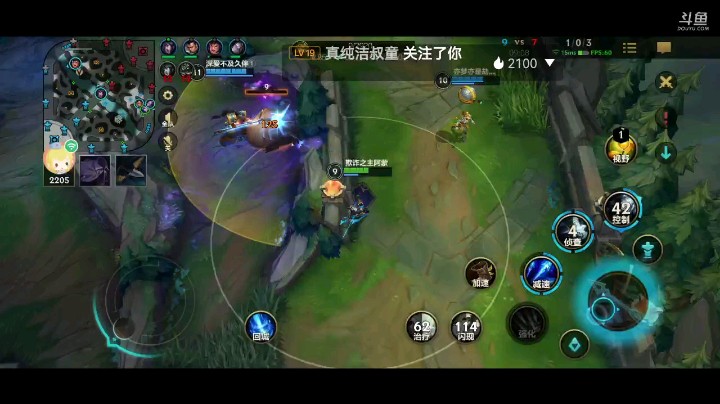 阿蒙初入LOL:哎我怎么又放歪了