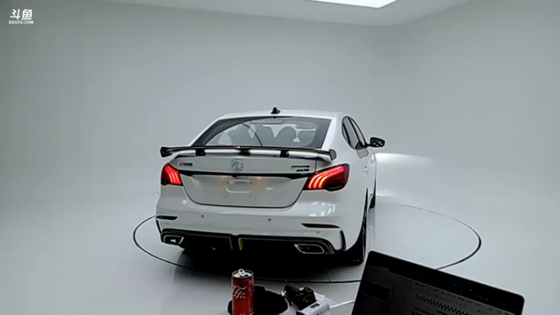 【2021-10-09 17点场】大飙车：直播拆解红旗HS5