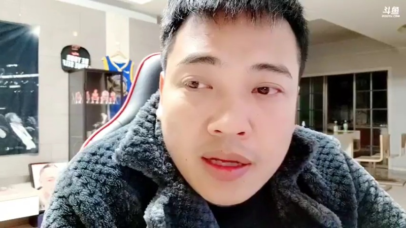 【2021-10-10 01点场】大嘴love：我在郑州你在哪里？