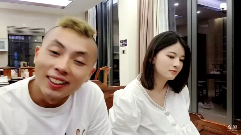 【2021-10-10 00点场】逐梦兄弟：海鸟与鱼不同路