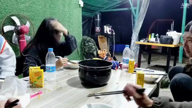【2021-10-12 20点场】川味箩卜：新的一天冲冲冲 757122