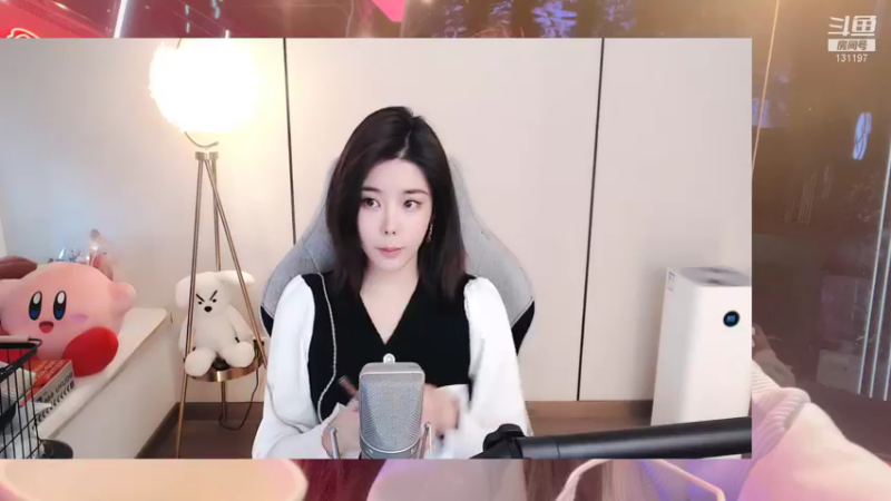 【2021-10-12 09点场】一只雪兔i：直播时间早上 9点 - 14点