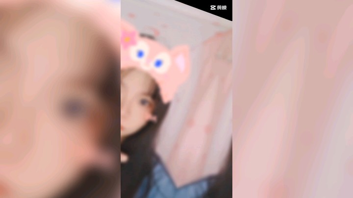 我发现长得好看的女生都挺漂亮的