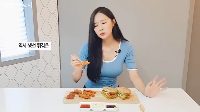 钓鱼美食模式(2020120)小姐姐厨房 竹荚鱼烹饪
