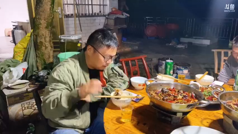 【2021-10-12 20点场】魅力生活i：不忘初心方得始终 468241