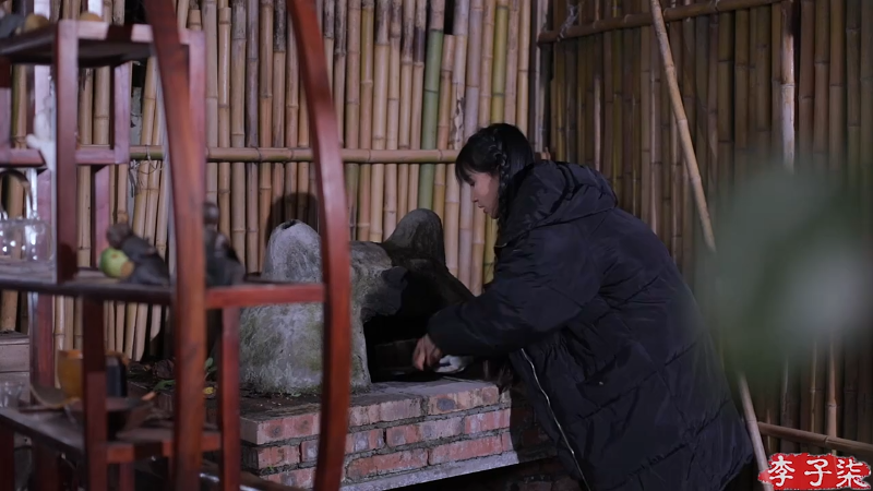 我在斗鱼看李子柒liziqi直播美食