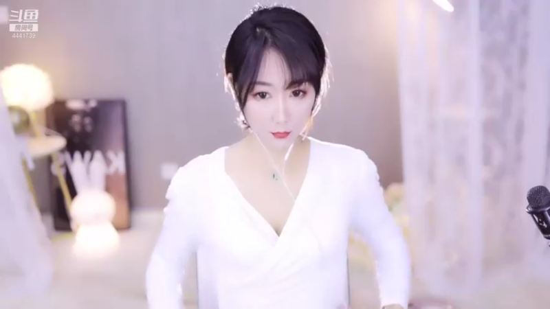 【2021-10-13 10点场】Jue美娘：搞笑 治愈下？