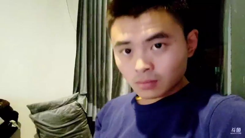 【2021-10-13 21点场】川味箩卜：白天准备节目，晚上开播