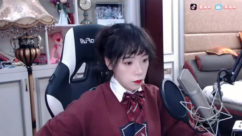 【2021-10-11 17点场】童猪啊i：童猪：今天想听啥歌